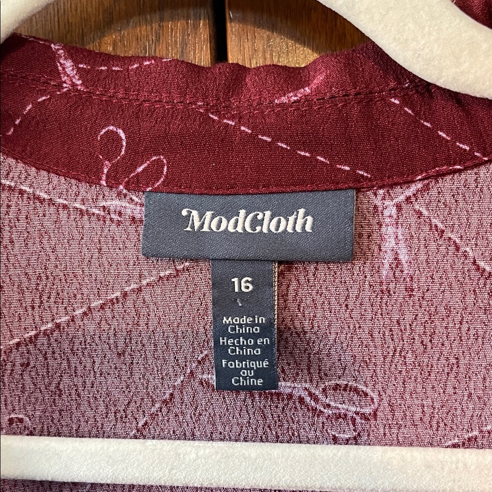 ModCloth A Cut Above Average Shirt Dress with a shears/scissors print size 16 - Picture 2 of 3